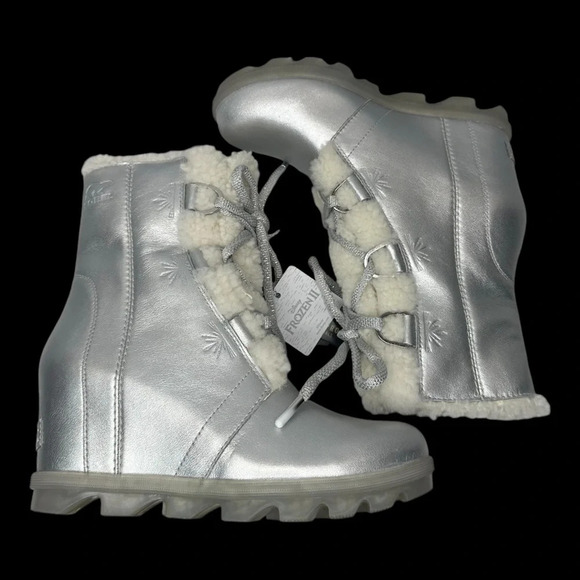 NWT Sorel x Disney Women's Joan of Arctic Frozen II Waterproof Wedge Boots Sz: 8 - Picture 9 of 16